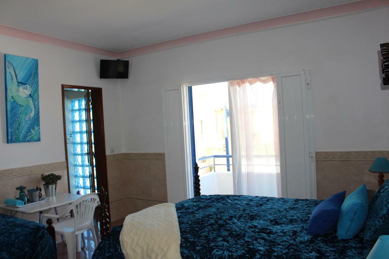 Sagres Sunny Room With Private Bathroom 300M From The Beach Eksteriør billede